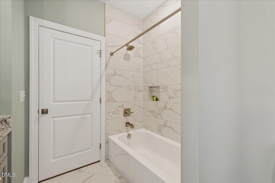 121-50 Blue Jay Ln Updated 121-50 Blue Jay Ln Updated