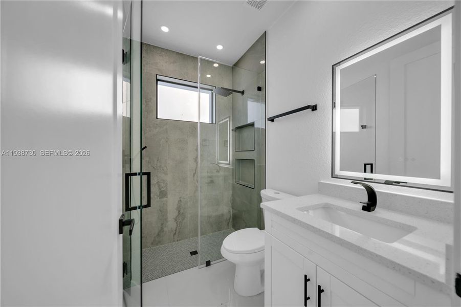 Furnished interior view inside a new home in , Cape Coral (Image 7).