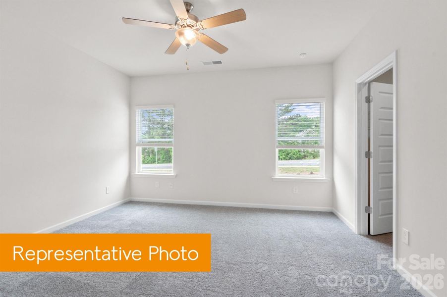 Spacious, unfurnished interior of a new home in Paw Creek, Charlotte (Image 9). Spacious, unfurnished interior of a new home in Paw Creek, Charlotte (Image 9).