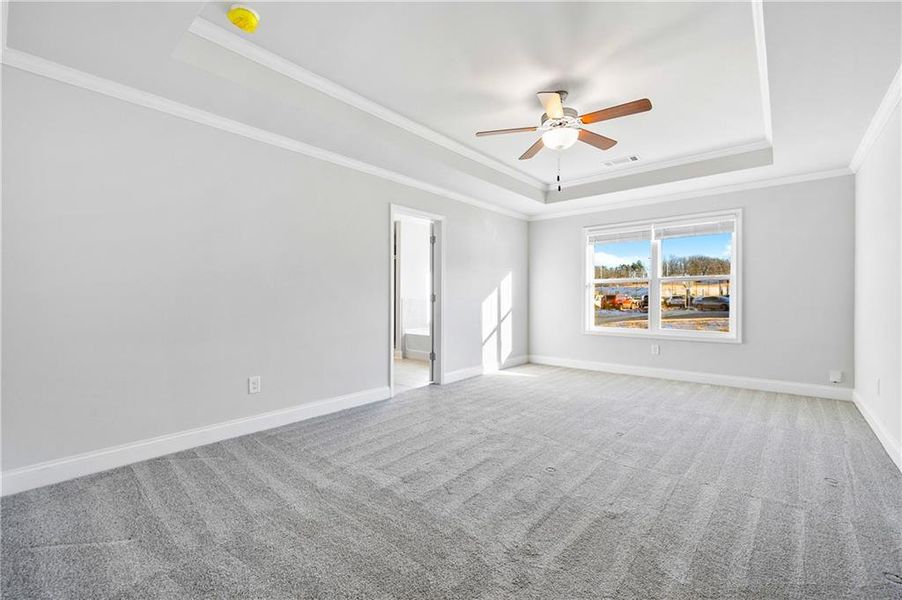 Spacious, unfurnished interior of a new home in , Gainesville (Image 22).