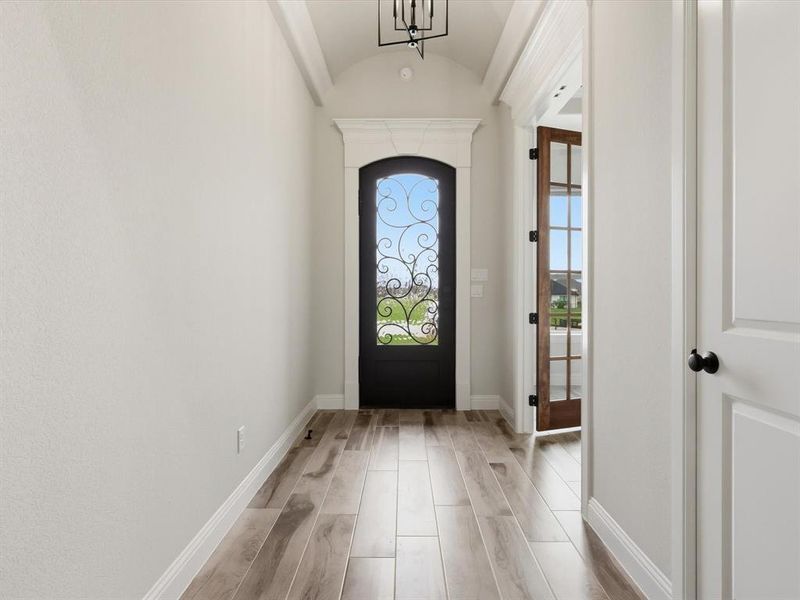 Spacious, unfurnished interior of a new home in , Granbury (Image 33).