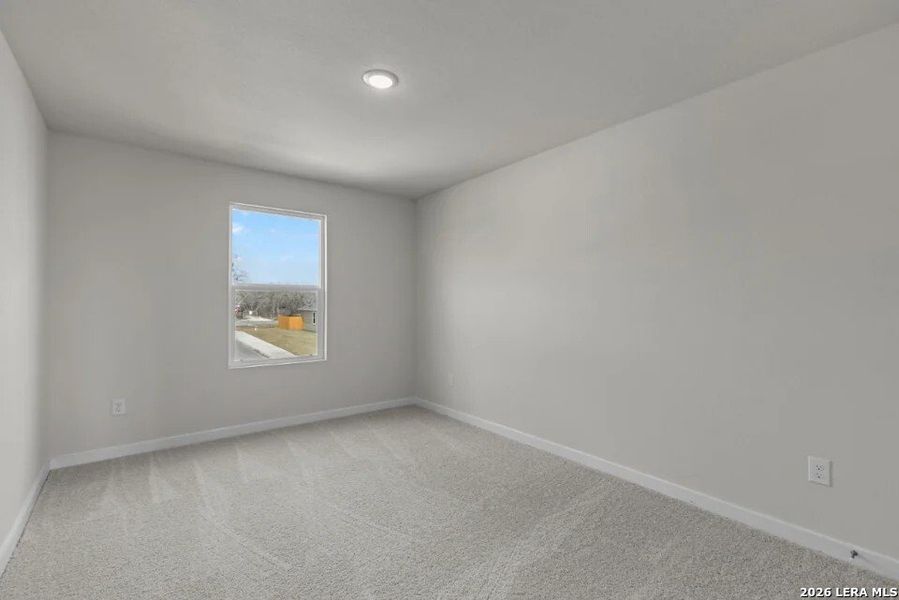 Spacious, unfurnished interior of a new home in Spring Creek, San Antonio (Image 15). Spacious, unfurnished interior of a new home in Spring Creek, San Antonio (Image 15).