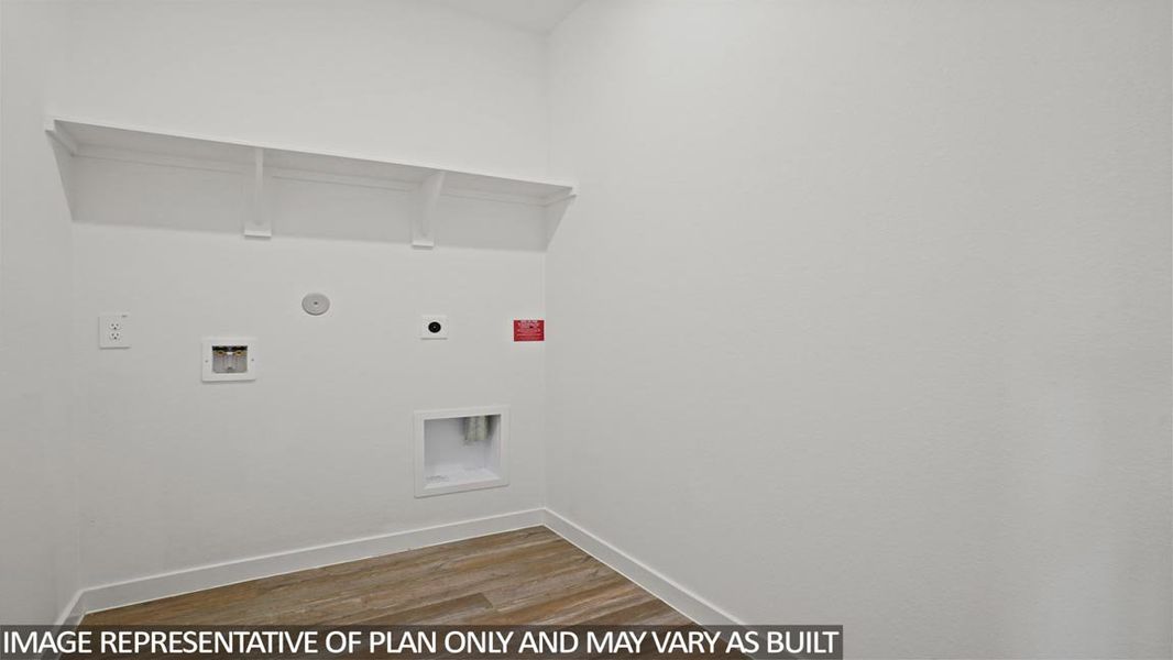 Spacious, unfurnished interior of a new home in Porters Mill, New Caney (Image 8).