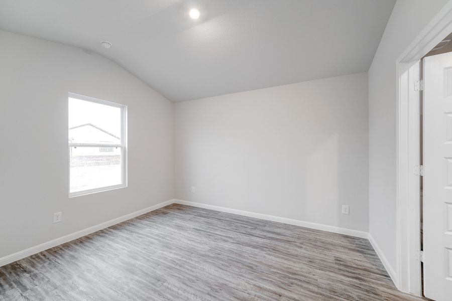 Spacious, unfurnished interior of a new home in Park Central, Mineola (Image 17). Spacious, unfurnished interior of a new home in Park Central, Mineola (Image 17).