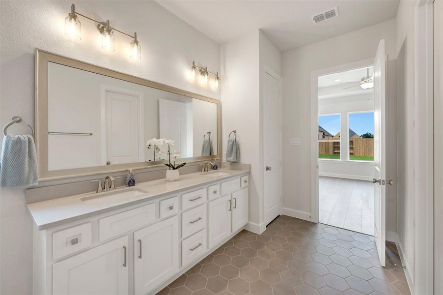 Furnished interior view inside a new home in Grange - Reserve Collection, Katy (Image 3).