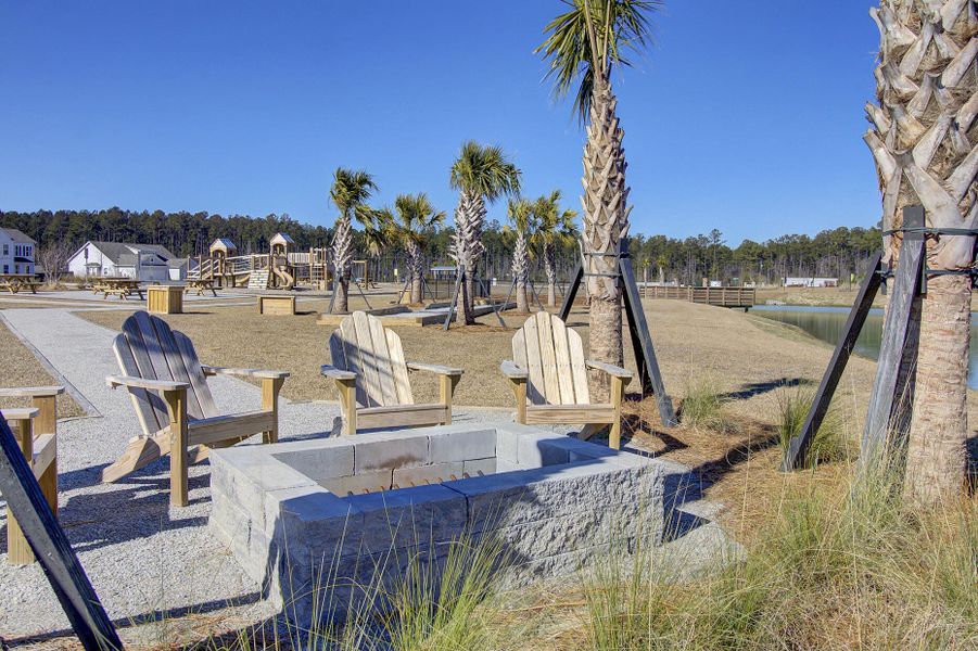 Image 84 of a home in French Quarter Creek.