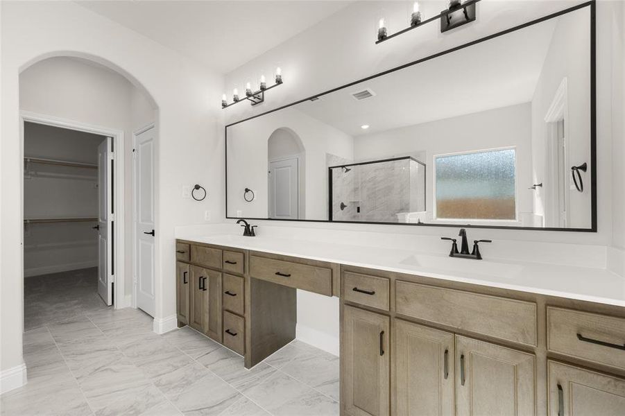 4445 Verbena- Primary Suite-4