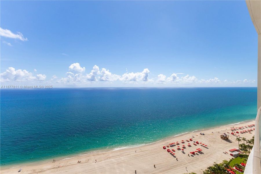 Image 30 of a home in .