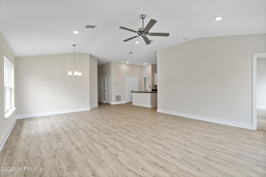 Spacious, unfurnished interior of a new home in Summerglen, Jacksonville (Image 10). Spacious, unfurnished interior of a new home in Summerglen, Jacksonville (Image 10).