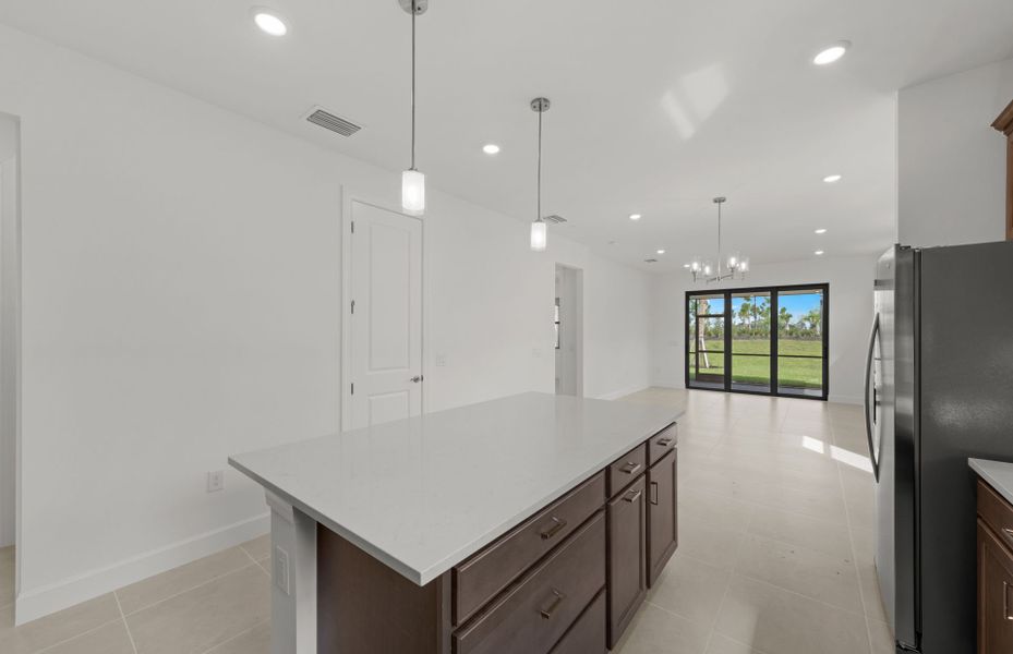 Furnished interior view inside a new home in Del Webb Catalina, Lakewood Ranch (Image 9). Furnished interior view inside a new home in Del Webb Catalina, Lakewood Ranch (Image 9).