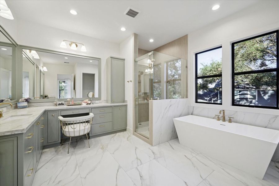 Furnished interior view inside a new home in , Houston (Image 38).