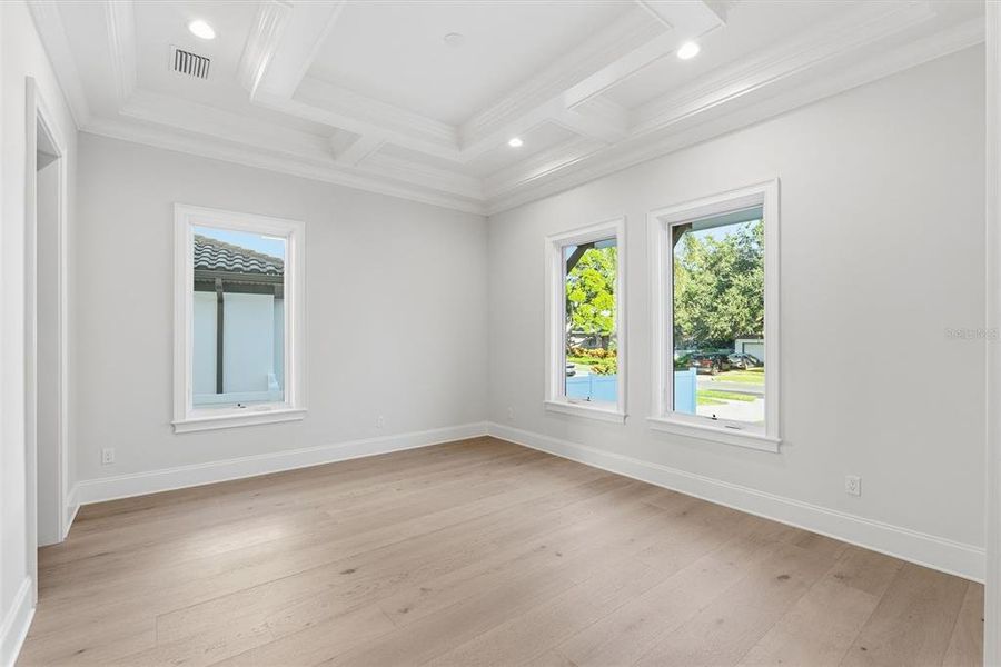 Spacious, unfurnished interior of a new home in , St. Petersburg (Image 87). Spacious, unfurnished interior of a new home in , St. Petersburg (Image 87).