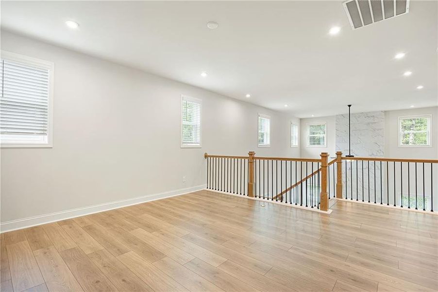 Spacious, unfurnished interior of a new home in Hillside Manor, Powder Springs (Image 52). Spacious, unfurnished interior of a new home in Hillside Manor, Powder Springs (Image 52).