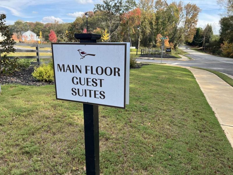 Image 29 of a home in Red Bird Manor.