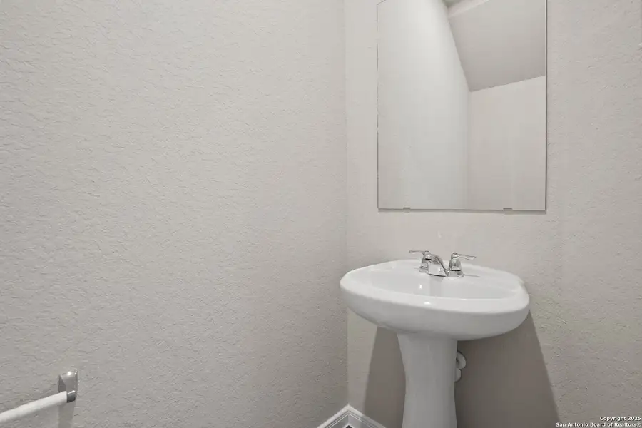 Furnished interior view inside a new home in Hickory Ridge, Elmendorf (Image 8). Furnished interior view inside a new home in Hickory Ridge, Elmendorf (Image 8).