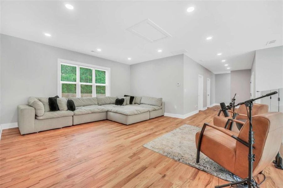 Furnished interior view inside a new home in , Atlanta (Image 11).