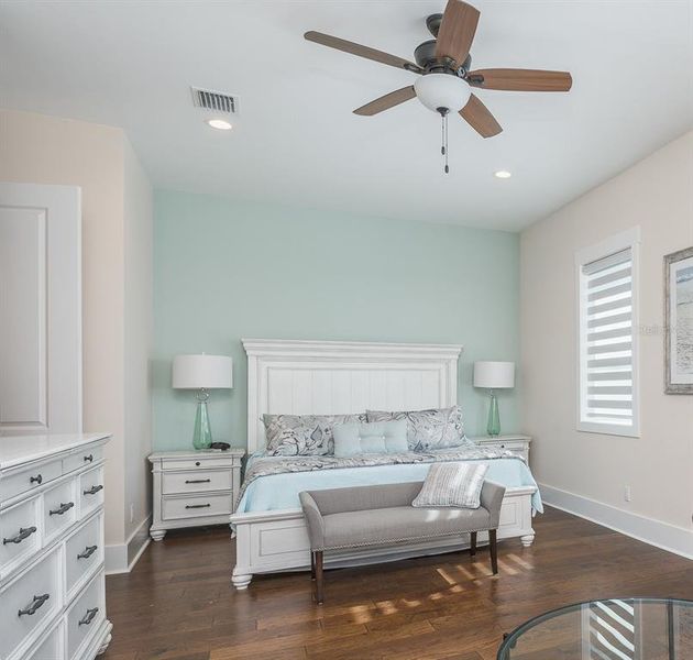 Previous completed project by same builder Previous completed project by same builder