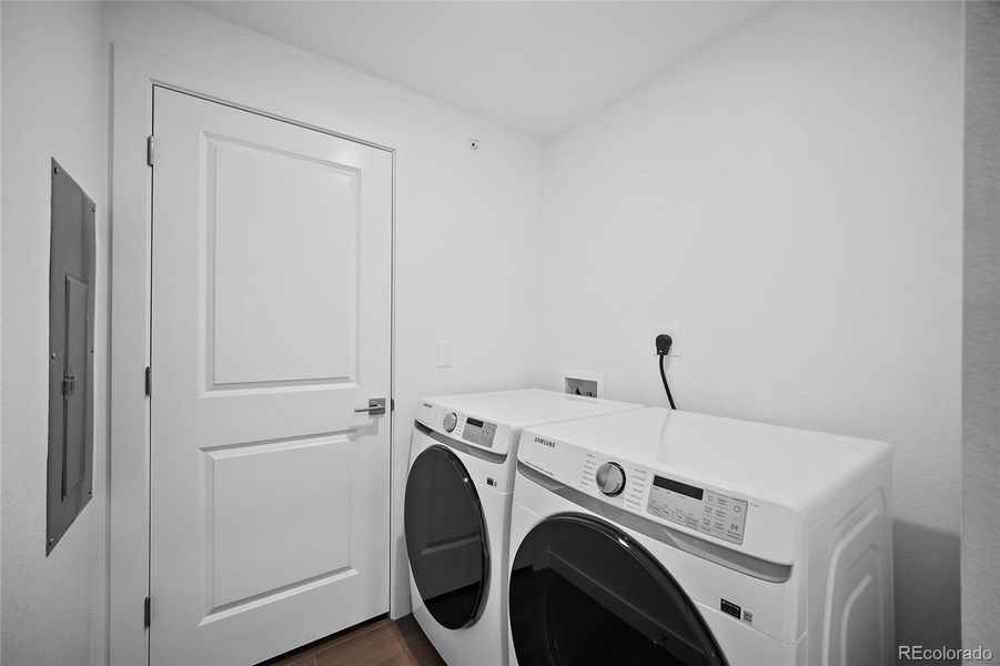 Furnished interior view inside a new home in The Residences at Victory Ridge, Denver (Image 8).