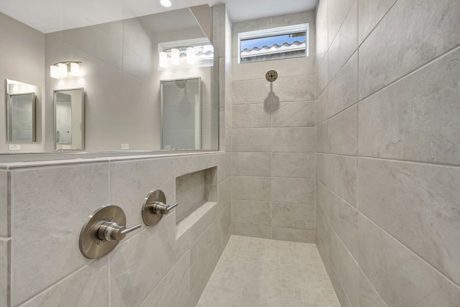 Owner's Bath