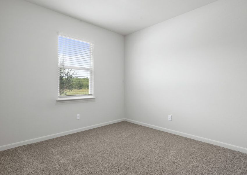 The secondary bedrooms are a perfect space for children's bedrooms or guest rooms. The secondary bedrooms are a perfect space for children's bedrooms or guest rooms.