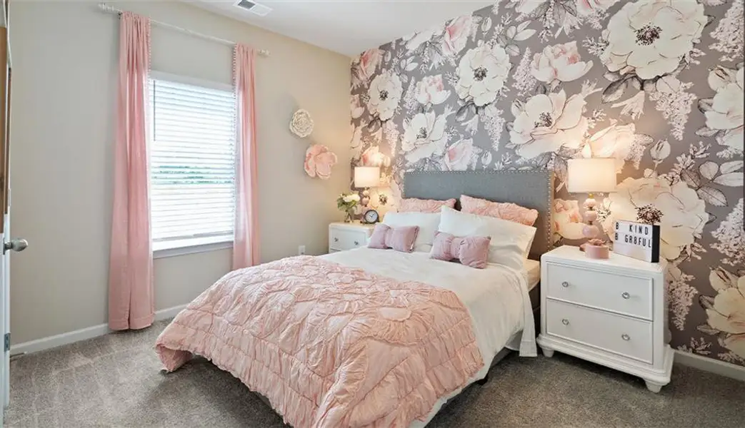 Furnished interior view inside a new home in Saddle Ridge, Calhoun (Image 4).