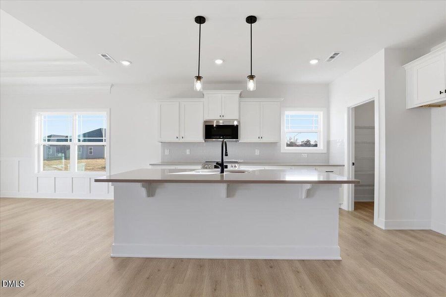 2505 Island 2505 Island