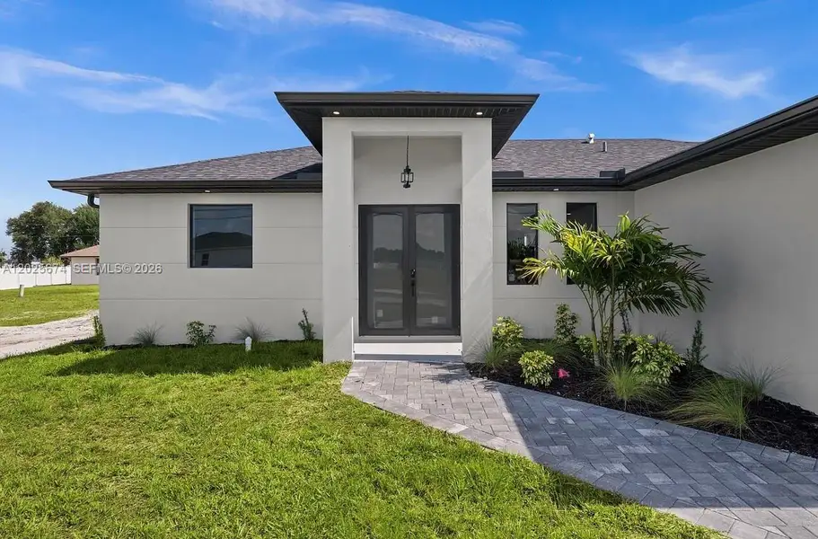 Exterior details and patio area of a home in , Cape Coral (Image 22). Exterior details and patio area of a home in , Cape Coral (Image 22).