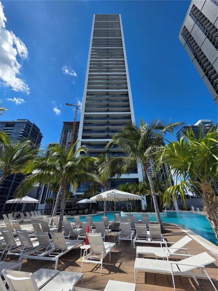 Condo located in Miami, FL showcasing its design and architecture (Image 13). Condo located in Miami, FL showcasing its design and architecture (Image 13).