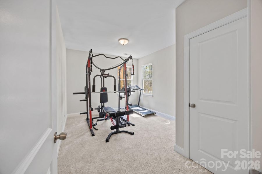 1st floor guest bedroom