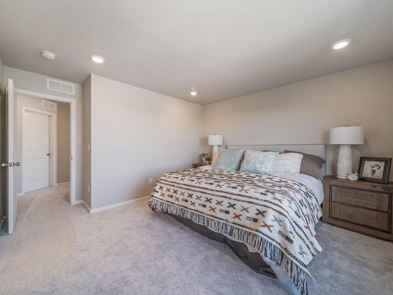 Furnished interior view inside a new home in Thompson River Ranch, Johnstown (Image 15).