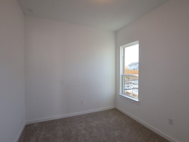 Spacious, unfurnished interior of a new home in Cedar Brook, Leander (Image 4).