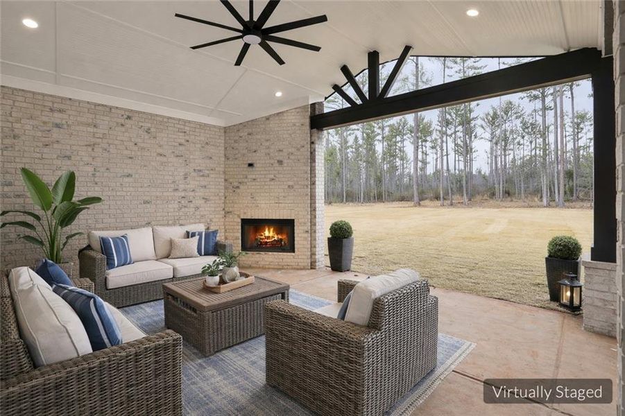 Exterior details and patio area of a home in , Monroe (Image 4).