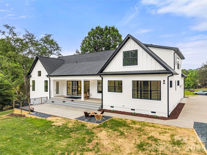 Exterior details and patio area of a home in , Monroe (Image 30).