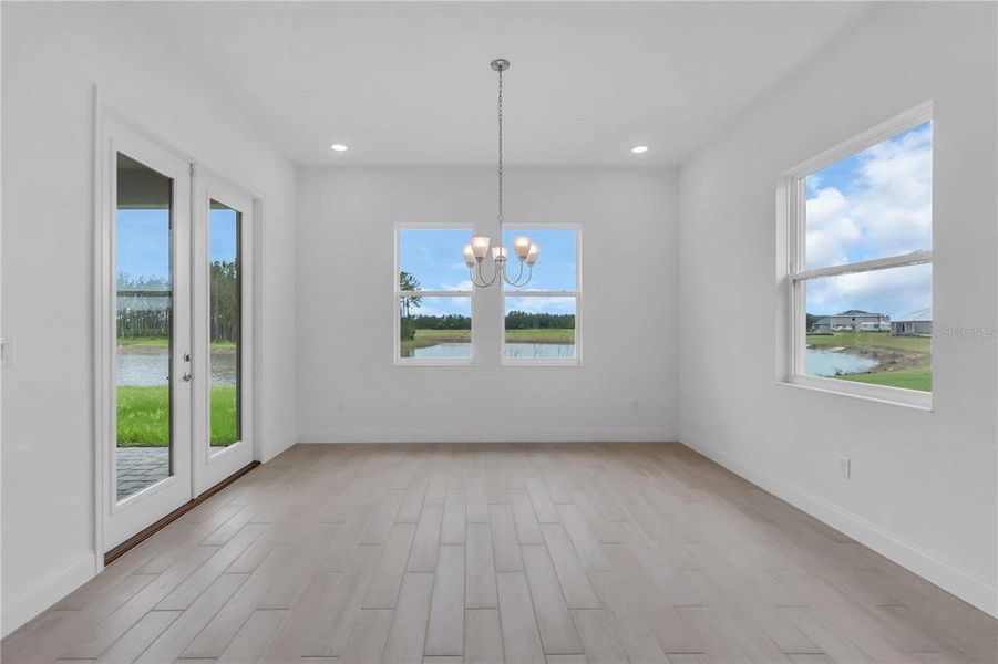 Spacious, unfurnished interior of a new home in Tamarack at Two Rivers, Zephyrhills (Image 20).