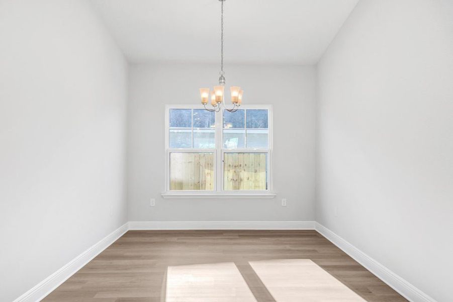 Spacious, unfurnished interior of a new home in The Bluffs at Lafayette, Freeport (Image 10).