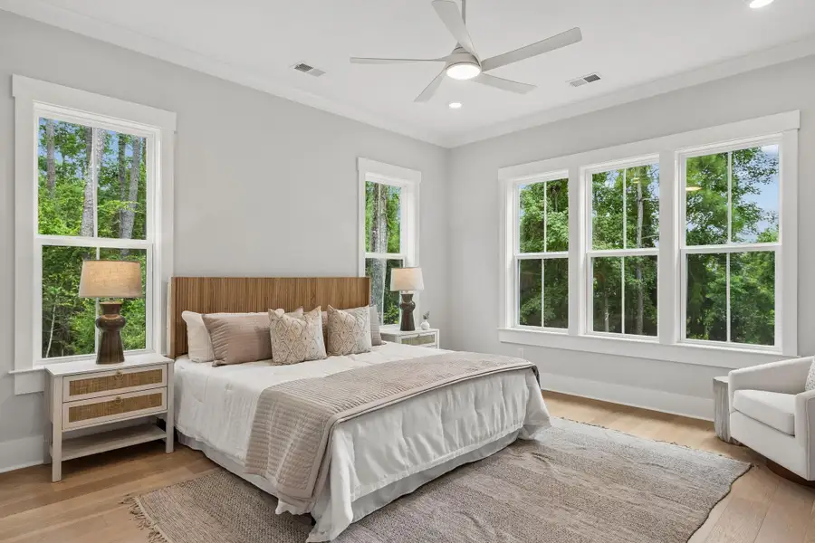 Furnished interior view inside a new home in , Wando (Image 38).