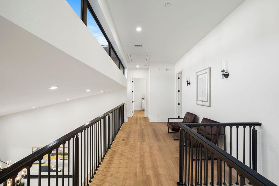 Spacious, unfurnished interior of a new home in , Bellaire (Image 19). Spacious, unfurnished interior of a new home in , Bellaire (Image 19).