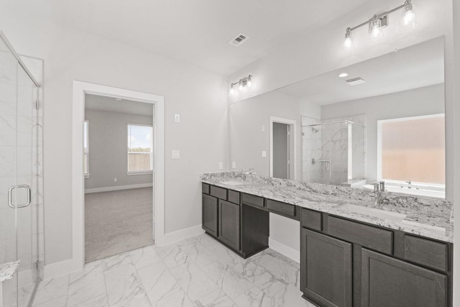 Image 45 of a home in Briarwood Crossing.