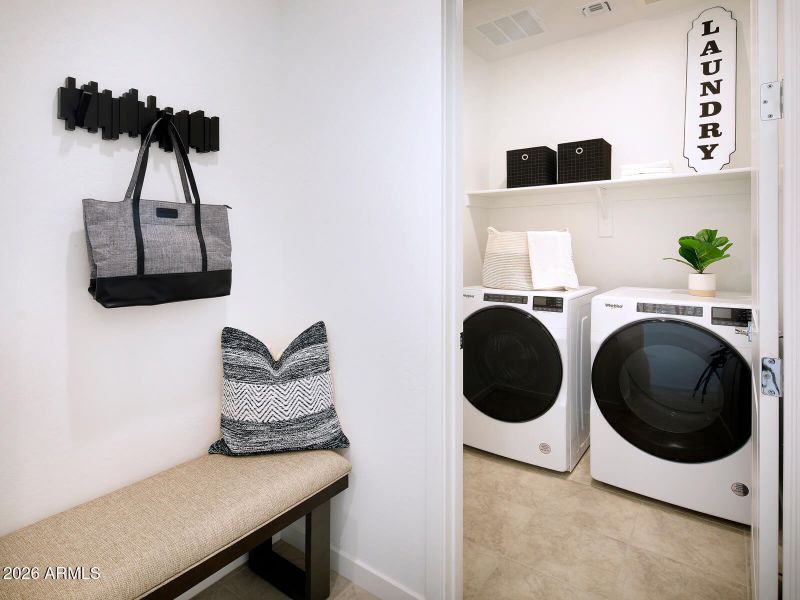 PHX_EnclaveOlive_Carson_Crisp_Laundry