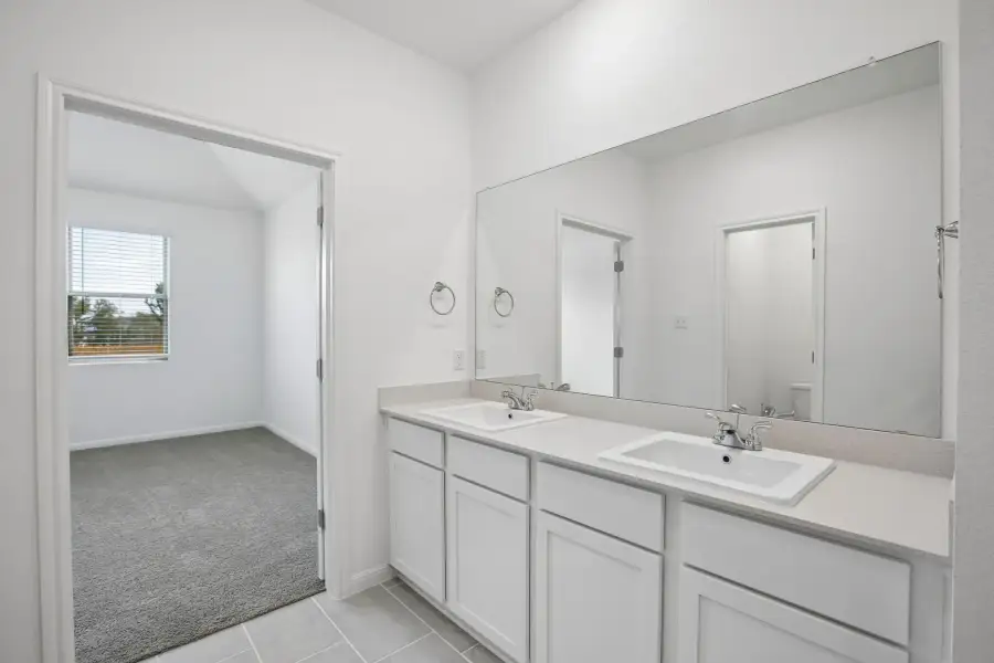 Furnished interior view inside a new home in Trinity Ranch, Elgin (Image 14).