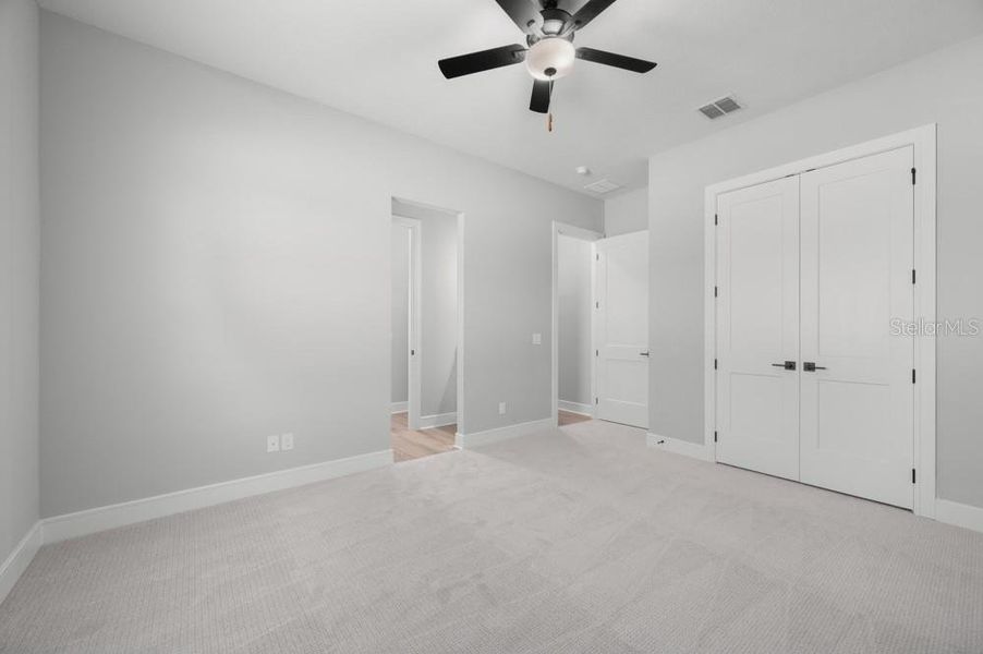 Spacious, unfurnished interior of a new home in , Fruitland Park (Image 39).