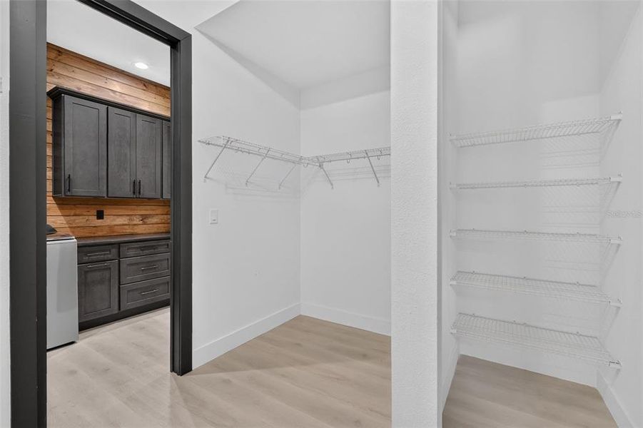 Spacious, unfurnished interior of a new home in , Ocklawaha (Image 44). Spacious, unfurnished interior of a new home in , Ocklawaha (Image 44).