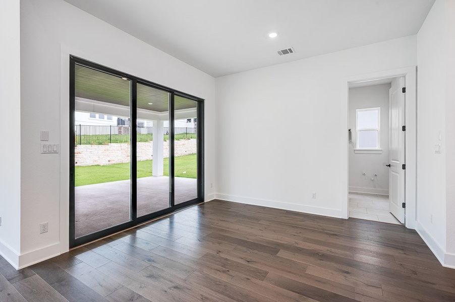 Representative unfurnished interior of a home built from the Palladium by Taylor Morrison in Travisso Naples Collection, Leander (Image 6).