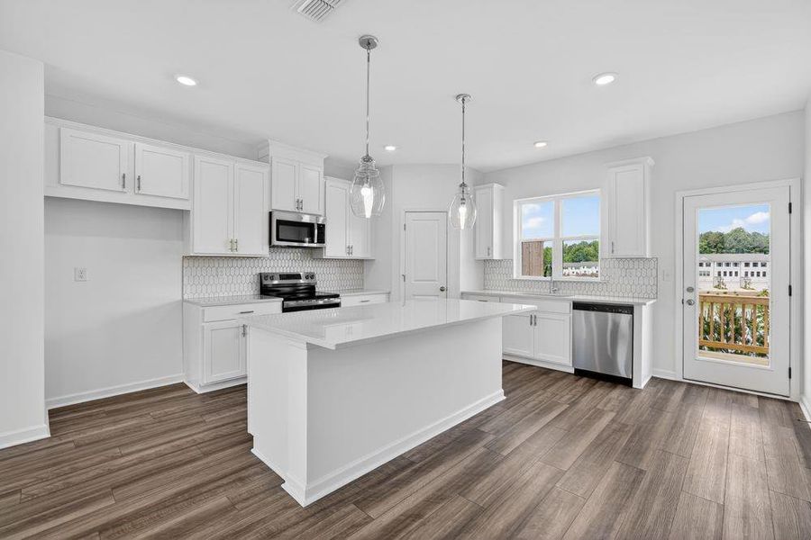 Furnished interior view inside a new home in Rosewood Farm, Lawrenceville (Image 22).