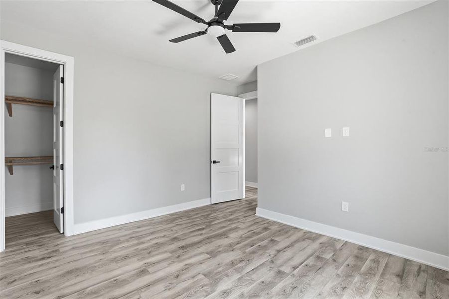 Spacious, unfurnished interior of a new home in , Labelle (Image 35).