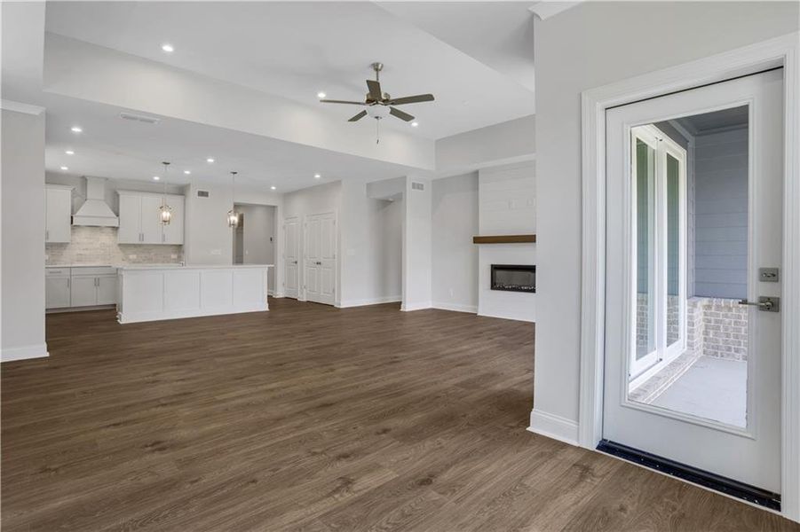 Spacious, unfurnished interior of a new home in Gatherings® at GreenHouse, Marietta (Image 19).