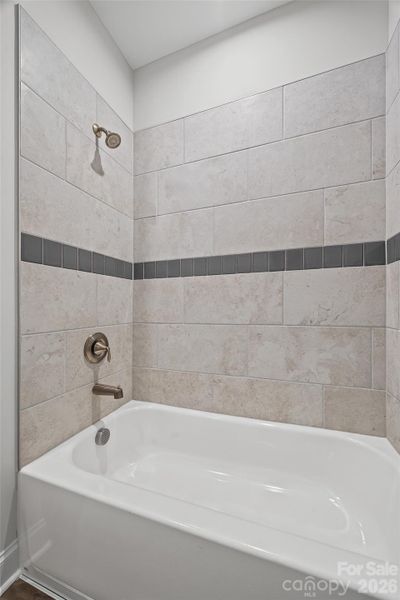 Furnished interior view inside a new home in Handsmill on Lake Wylie, York (Image 13).