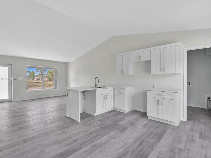 Image 27 of a home in .