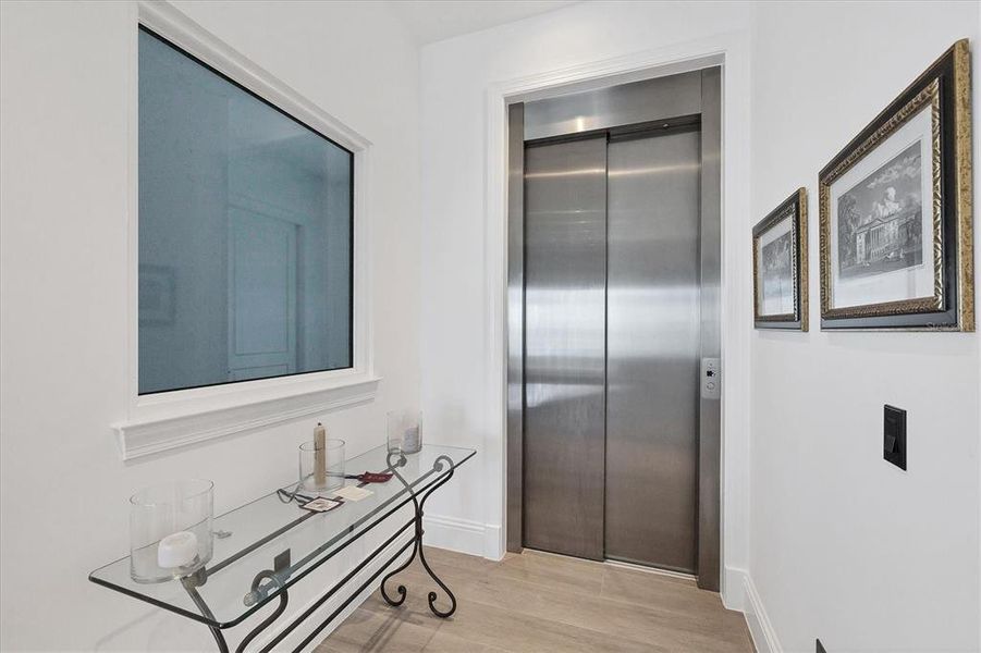 Furnished interior view inside a new home in , Placida (Image 28).