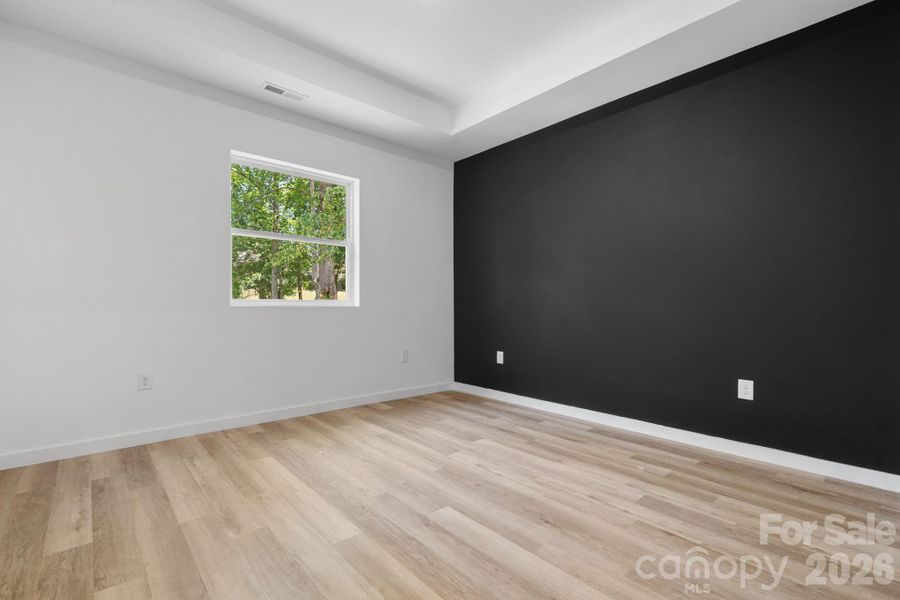 Spacious, unfurnished interior of a new home in , Taylorsville (Image 11).